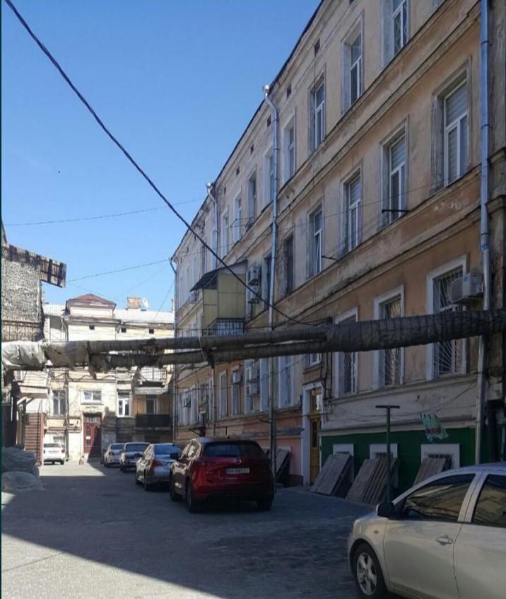 Двухкомнатная квартира,500м и Дерибасовская Одесса Экстерьер фото